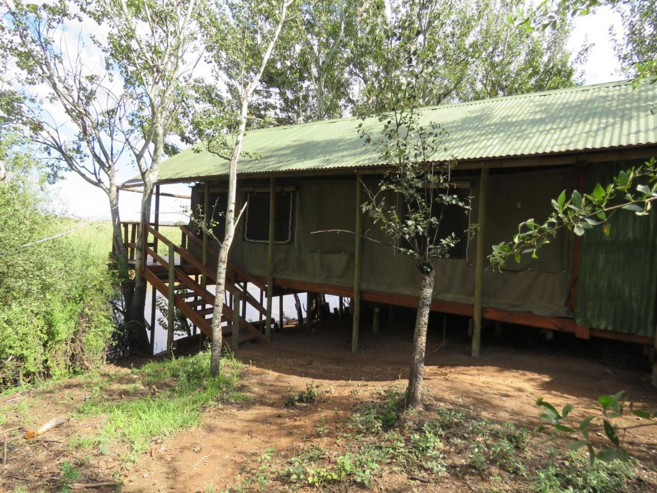 Waterlea-On-River Tented Cabins Middelburg  Esterno foto